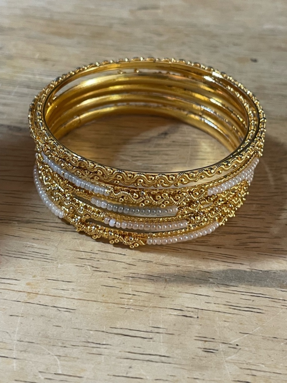 Bangle bracelet set of 6 gold tone white seed beads 7 inches approximately small - Picture 7 of 16